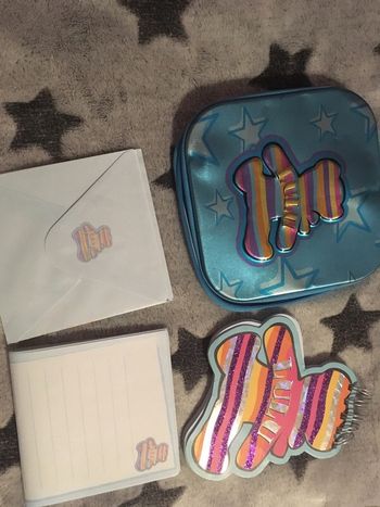 Boites avec lettres et enveloppes lulu