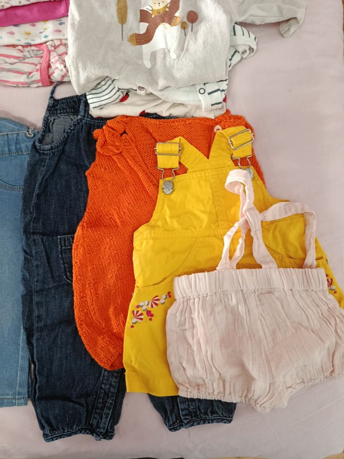 Lot vêtements fille 6 mois - photo numéro 8