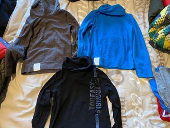 Lot de 3 sous pull 5/6 ans