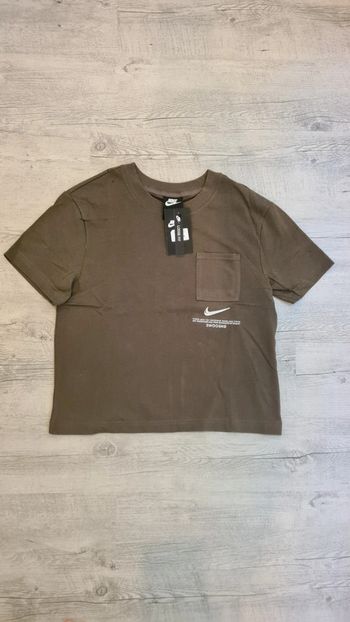 T-Shirt Nike, taille XS. NEUF