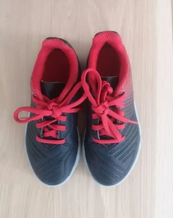 Chaussures de foot t.26