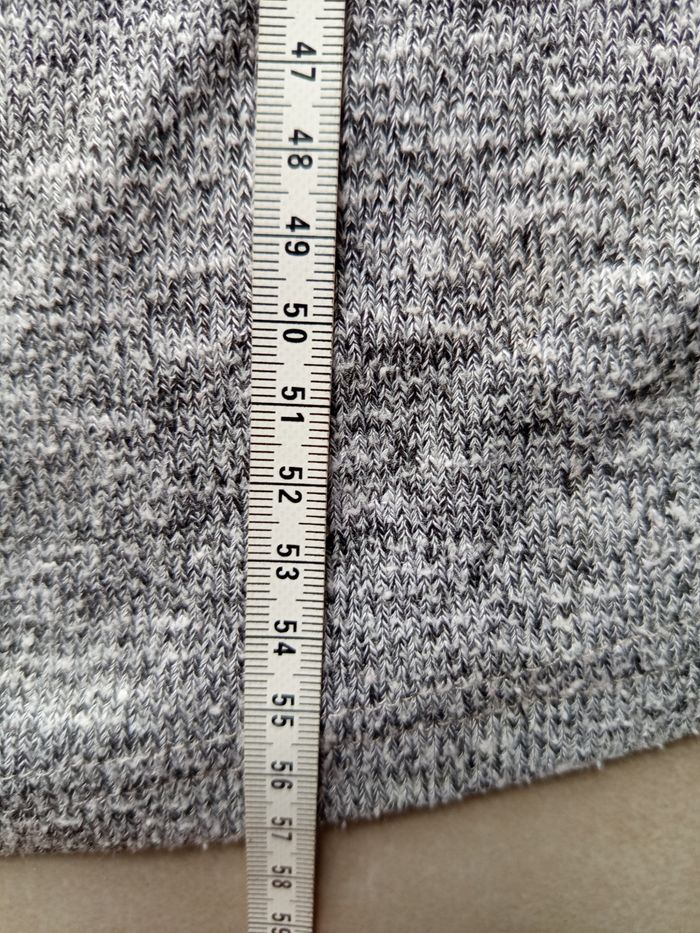 Très beau tee shirt en maille en très bon état - photo numéro 6