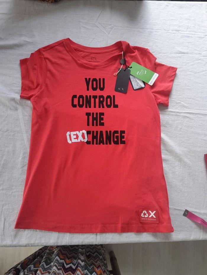 Tee shirt Armani Exchange neuf avec étiquette