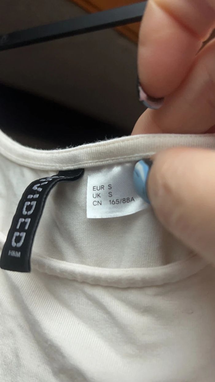 Haut HM blanc casse taille s - photo numéro 3