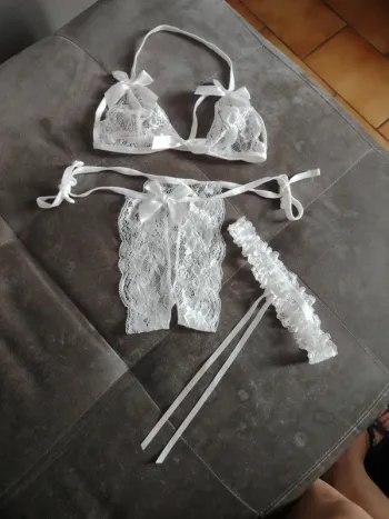 Ensemble lingerie sexy blanc