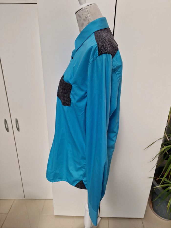 Chemise Bi Matière Bleu Avec Poche Et Details Noirs Et Gris - photo numéro 4