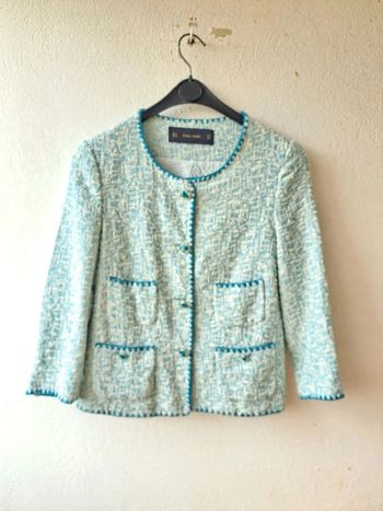 Veste blazer bleu ecru constrate broderie