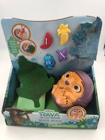 Coffret Disney Raya et le dernier dragon - bébé Tuk Tuk émet des sons