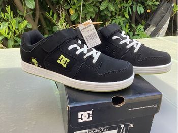 Dc Shoes T 39