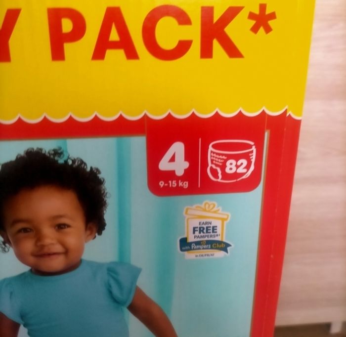 Lot couches Pampers premium pants taille 4 - photo numéro 2