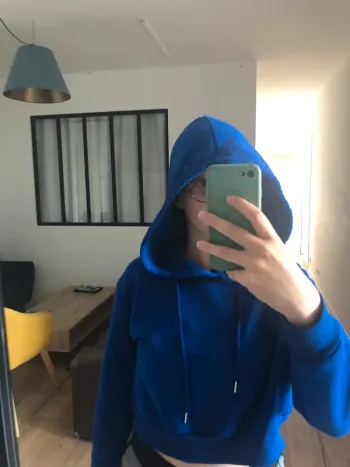 Pull top à capuche