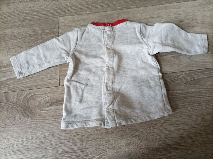 Pull Mickey 6 mois - photo numéro 3