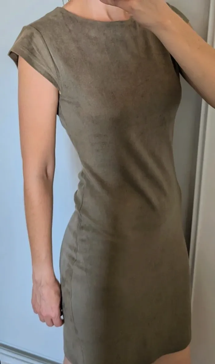 Robe kaki - photo numéro 5
