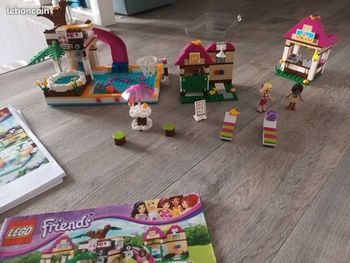 Légo friends fille piscine d'Heartlake 41008 fille ete piscine tobbogan transat plage