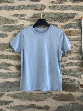 T-shirt uni taille 7-8 ans neuf