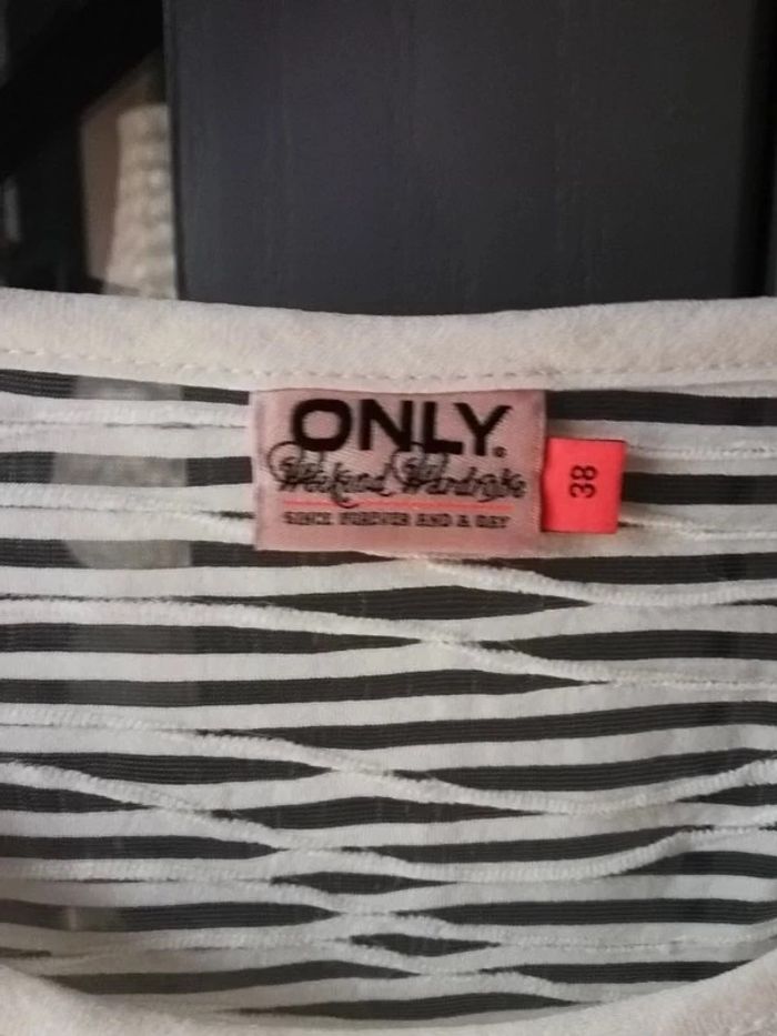 Blouse only 38 🟥 - photo numéro 4