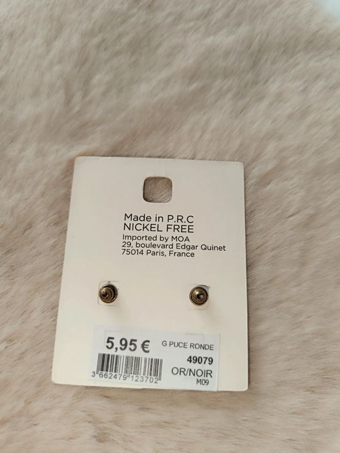 Puce d'oreille - dorée et noire⭐Moa - photo numéro 3