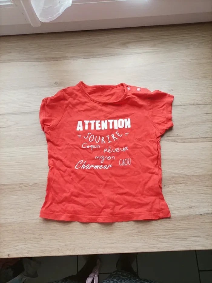 Tee shirt
