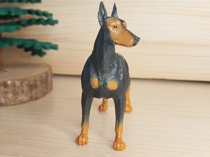 Figurine chien Doberman Animal domestique - photo numéro 3