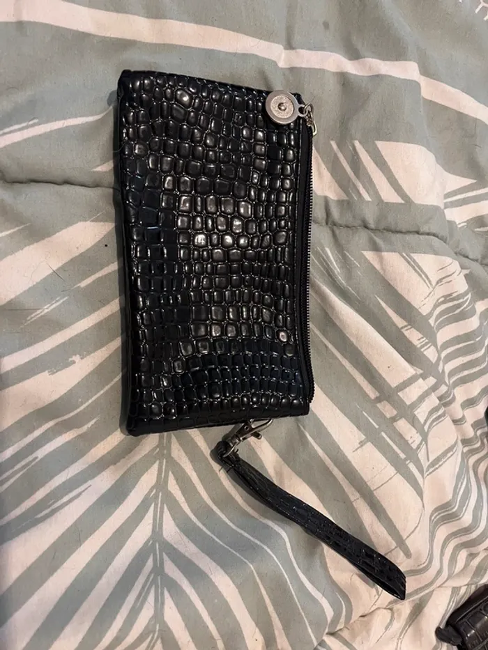 Pochette noire - photo numéro 2