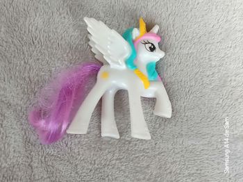 Figurine princesse celestia de macdonald hasbro 2014