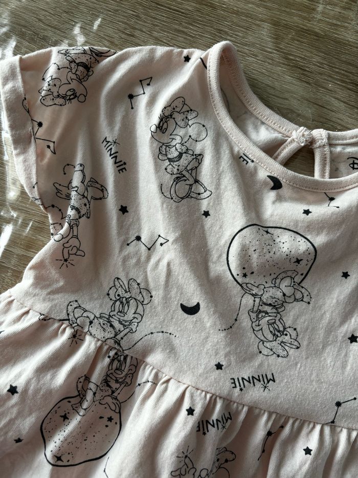 Robe rose/gris Minnie DISNEY t.24m - photo numéro 2