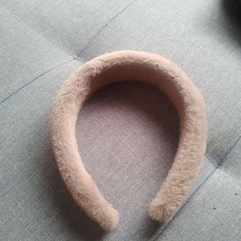 Serre tête fourrure