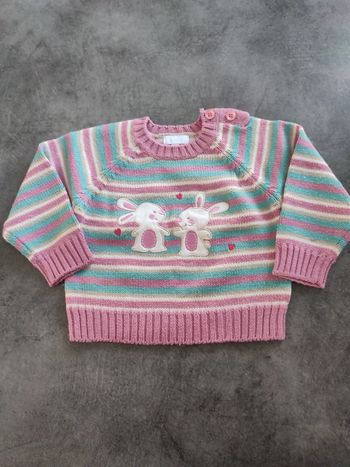 Pull avec lapins