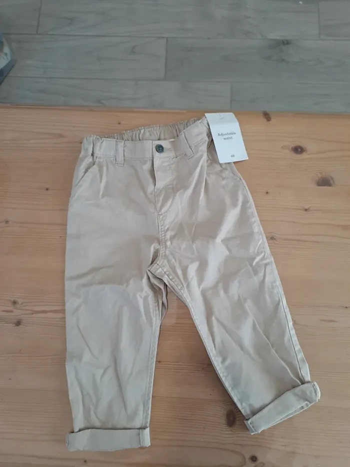 Pantalon neuf