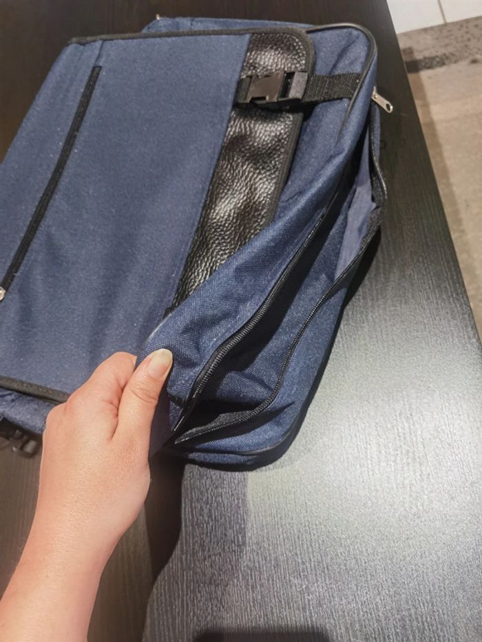 Sac pour pc portable avec lanière - photo numéro 7