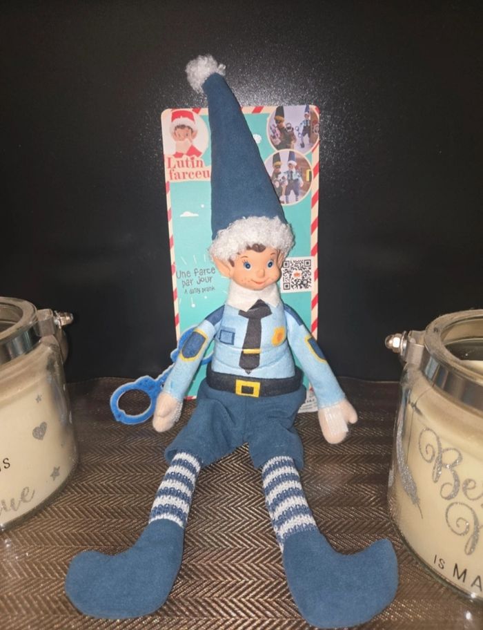 Lutin farceur policier de Noël 🎄 neuf étiquetté - photo numéro 3