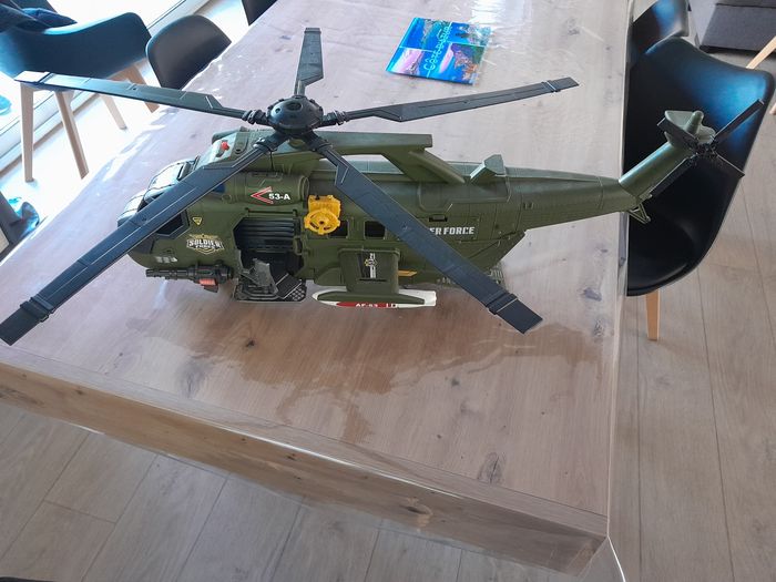 Helicoptere iing jouet