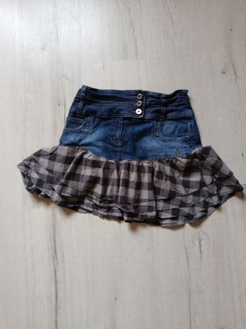 Jupe marque bilook taille 14 ans