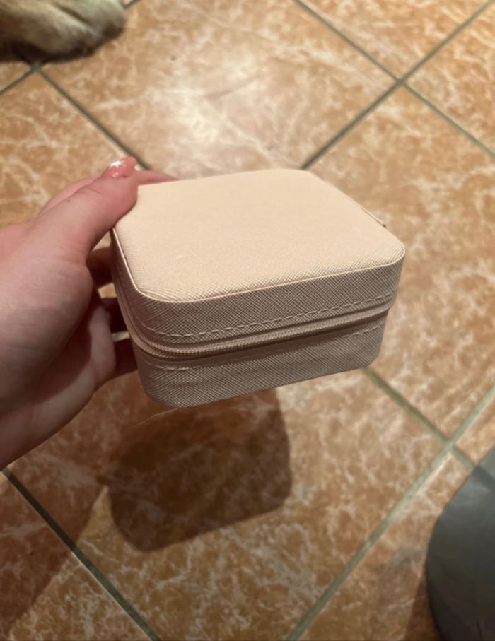 Boîte à bijoux