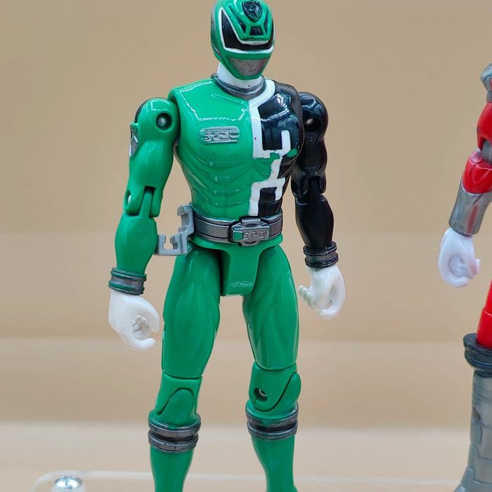 2 ranger SPD vert et rouge - Power rangers - photo numéro 2