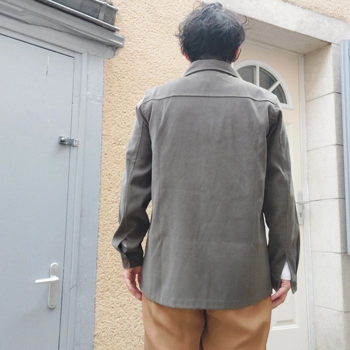 Superbe chemise kaki taille 40 - photo numéro 4