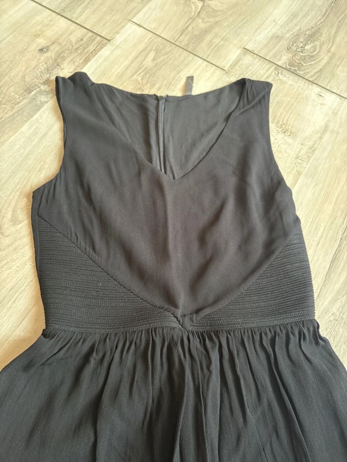 Robe noire - photo numéro 2