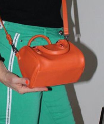 Vends pantalon Vert avec bandes latérales