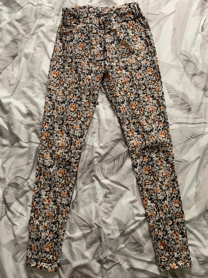 Pantalon à motifs