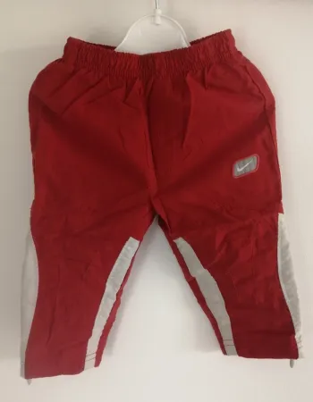Jogging Nike rouge et beige