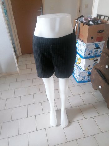 Short taille 42