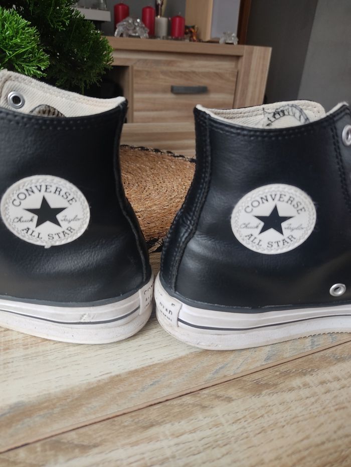 Converse - photo numéro 2