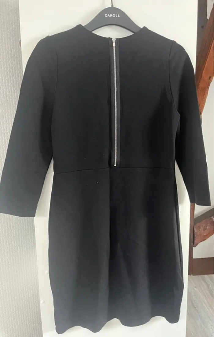 Jolie petite robe noire - photo numéro 3