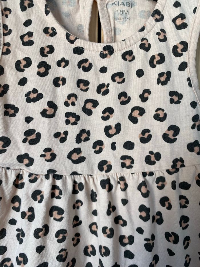 Robe léopard Kiabi 18 mois - photo numéro 3