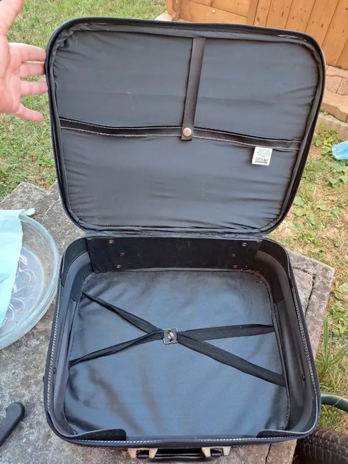 Ancienne valise cabine - photo numéro 3