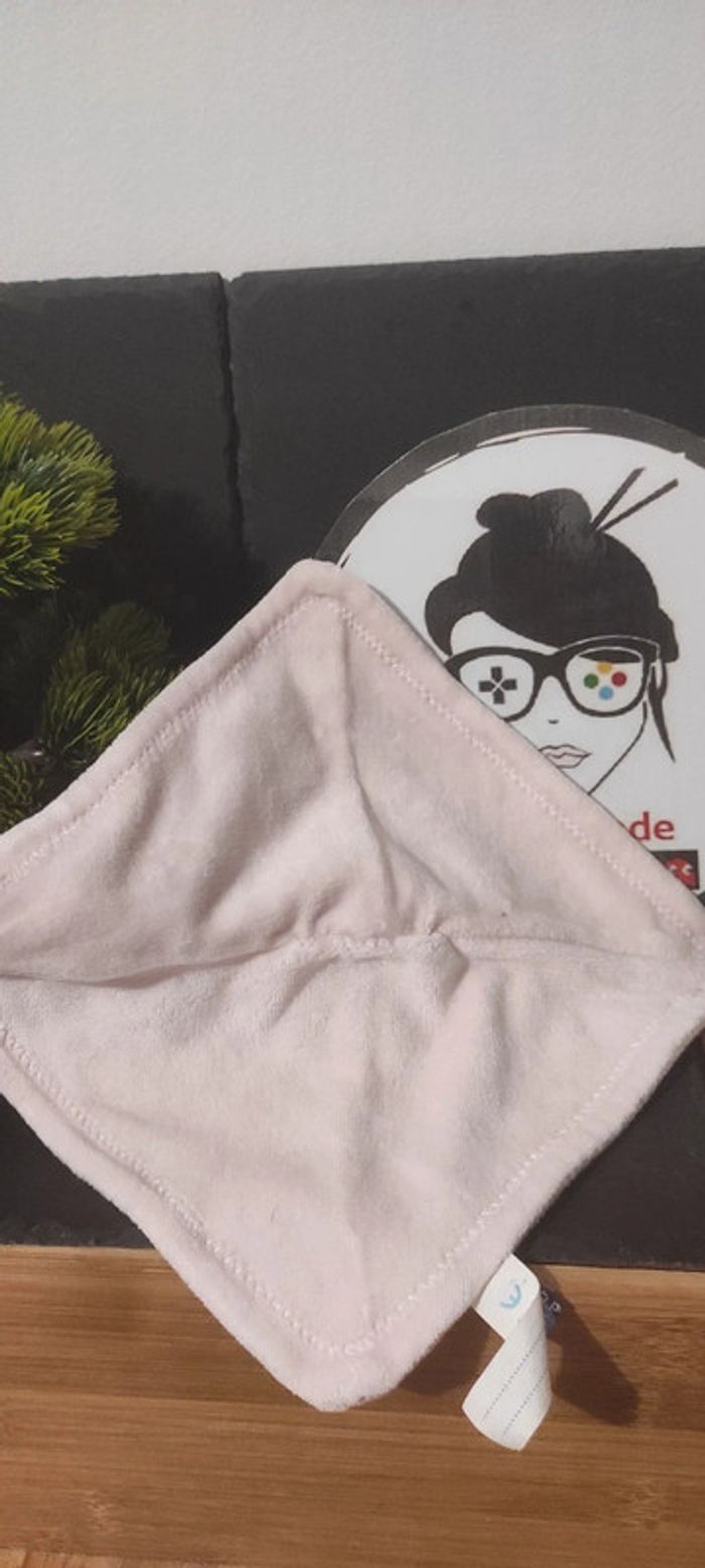 Doudou plat rose grenouille Sucre d'orge carré sourire Rouge Rond Croix Blanc - photo numéro 2