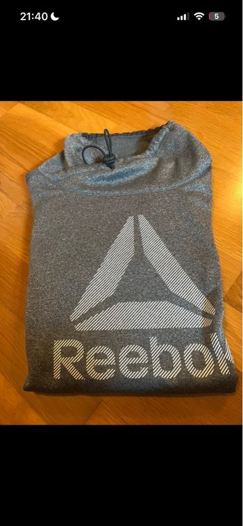 Sweat Reebok taille L