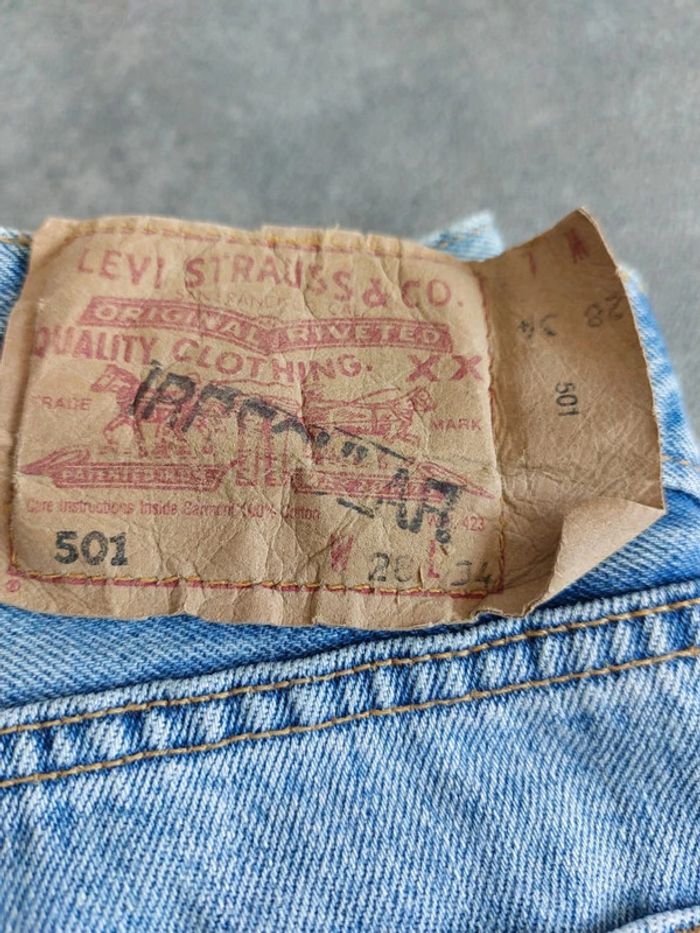 Levi's 501 w28 l34 - photo numéro 4
