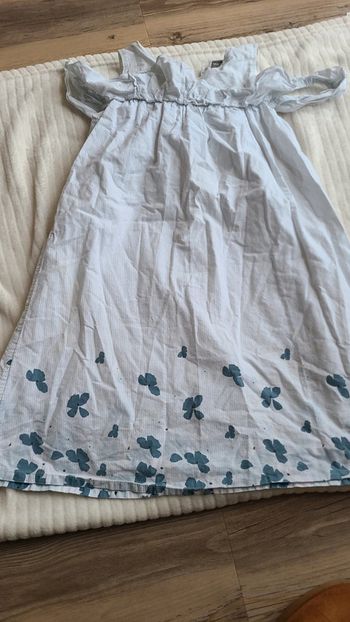 Robe epaules denudées