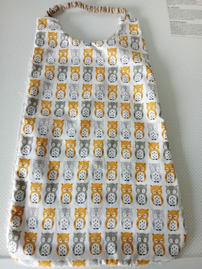 Bavoir  maternelle long cou élastique